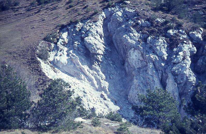 meccaniche assai scadenti (rocce