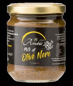 I Pate Patè di olive nere Patè di olive nere DOP Realizzati con polpa di olive selezionate e lavorate entro 24 ore dalla raccolta e aggiunti di olio EVO olive raccolte a mano nei primi giorni di