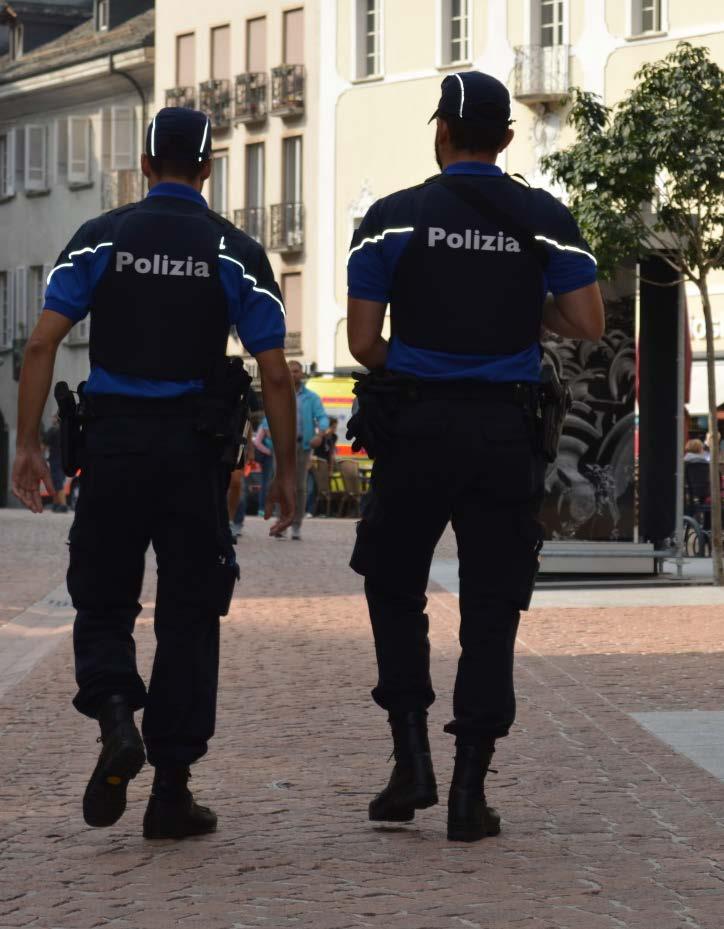 Il ruolo della Polizia cantonale Controllo del documento d identità per i lavoratori