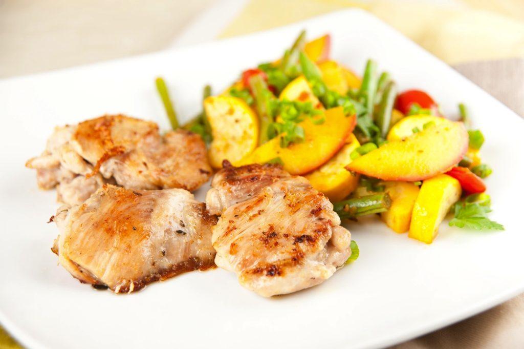 Il pollo è un alimento molto versatile, che piace un po a tutti per il suo sapore delicato e facilmente plasmabile a seconda degli ingredi e enti utilizzati nella preparazione.