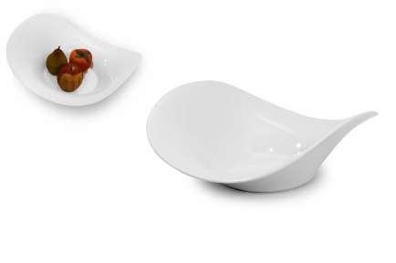 A collection od bowls and trays with very particular shapes that remind Ninfea's leaves, a big and