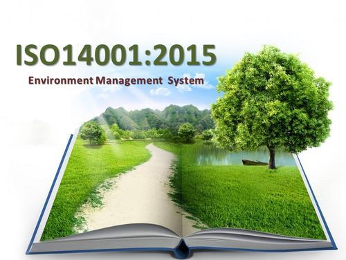 Principali modifiche della ISO 14001/2015 Le modifiche emanate il 15 settembre 2015 che devono essere recepite entro settembre 2018 riguardano: 1. Punto norma quattro: Il contesto 2.