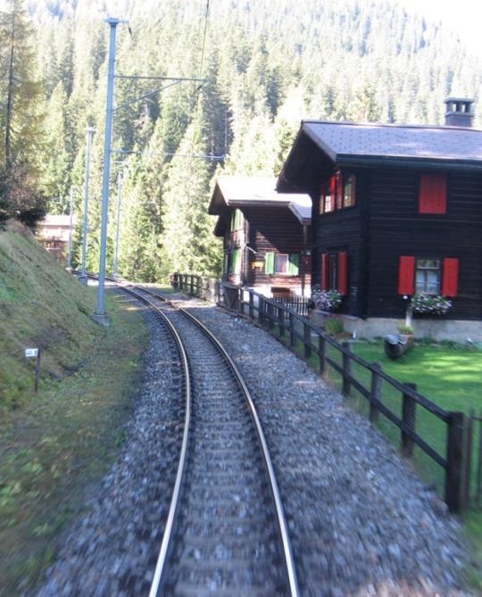 Ferrovia della val Venosta (Alto Adige): Valle Venosta = 40.000 abitanti Merano = 34.