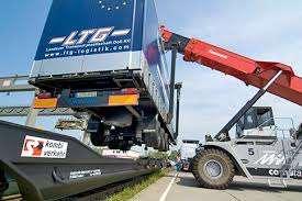 Infatti, ad oggi, i trailers arrivano/partono tra il nord Italia e l Europa via ferrovia ma devono proseguire via strada per il sud Italia, viste le attuali limitazioni