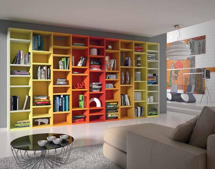 Composizione con libreria in laccato opaco multicolore. (pag.