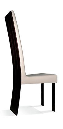 Chair with frame in oak-wood, available in whitened or in black shiny lacquered wood.