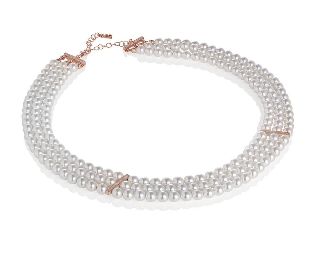 collection Un classico senza tempo come le Perle di Boccadamo si rinnova con parure che sanno coniugare l eleganza con l interpretazione contemporanea delle perle Swarovski.