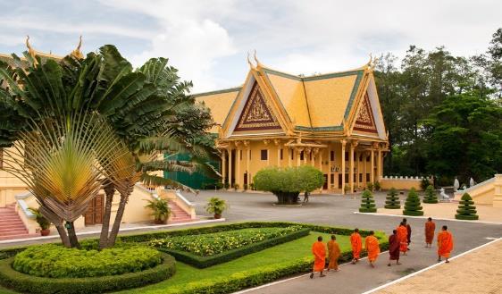 angkoriano Ek Phnom, costruito nell XI secolo. Pronti per scoprire le meraviglie di Angkor?