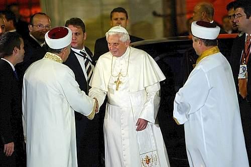 S. il Papa Benedetto XVI e il generoso contributo della Società dei Missionari d Africa Investimento in beni