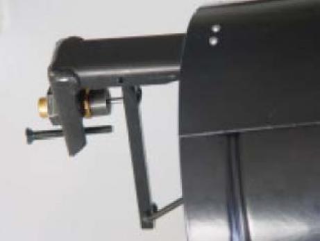 Funzionamento del modello con pistone termostatico K-48-T Quando l aria immessa è calda (riscaldamento invernale), il pistone aziona il meccanismo collegato alla parte centrale dell ugello
