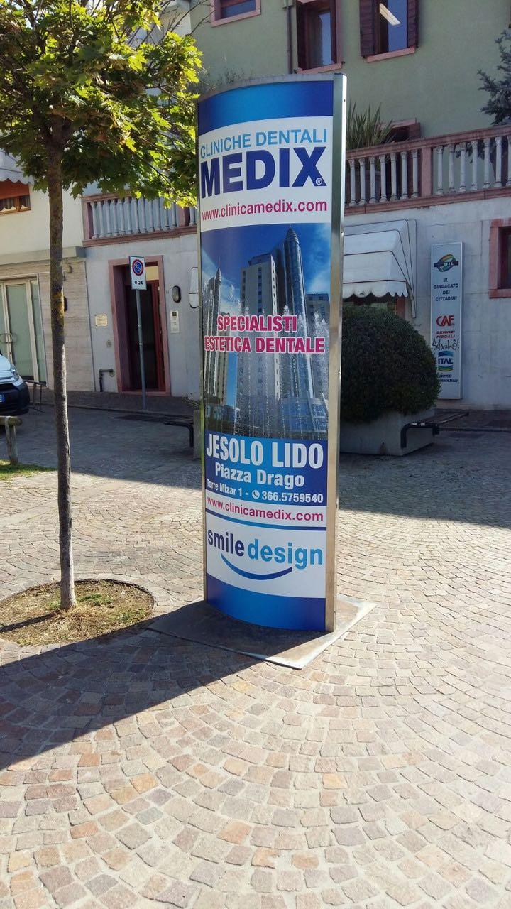 Distribuiti in modo strategico nelle principali piazze di Jesolo Paese e Jesolo Lido, i totem rappresentano un mezzo di