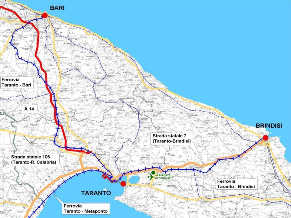 4 Le portualità di Taranto: UNA VISIONE GENERALE COLLEGAMENTI STRADALI Il porto si trova immediatamente al di fuori dell'area urbana e ha accesso diretto alle principali reti