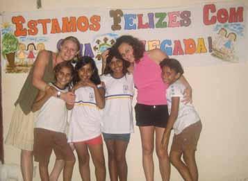 Lettere dai Volontari Servizio civile Volontario a Fortaleza - Brasile ambientarsi, è il termine che più caratterizza questi nostri primi giorni nel Acostumar, collegio femminile di Euzebio, luogo