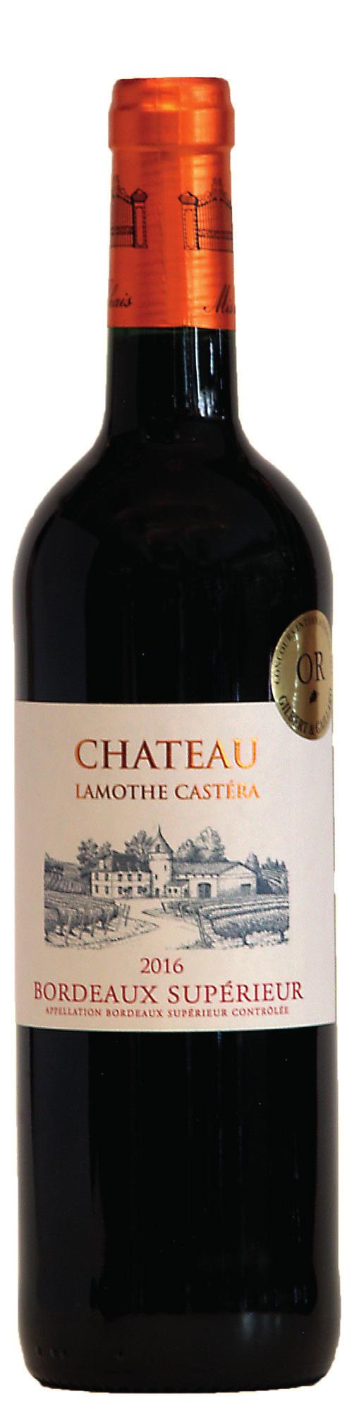 Château Lamothe-Castera Bordeaux Supérieur 2016 85% Cabernet Sauvignon 15% Merlot Questo vino dai profumi intensi ha un delizioso bouquet fresco e fruttato, che viene esaltato