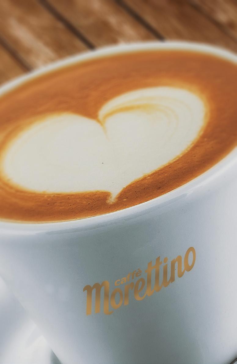 Il cappuccino perfetto (1 livello) Percorso teorico e pratico per la preparazione del cappuccino. LOVERS MAKERS Durata del corso: 4 ore Il latte: tipologia e caratteristiche organolettiche.