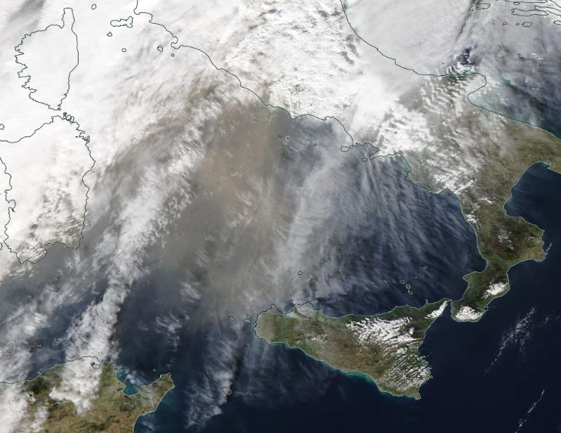 Fig. 7 Immagine del Satellite MODIS AQUA elaborazione dust 12 Dicembre 2017 ore 10.