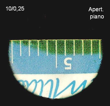 Fig. 10 a/b/c Obbiettivo acromatico 10/0,25.