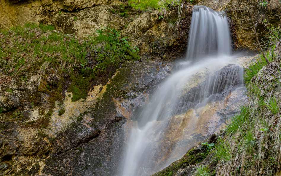 2019 APRILE / APRIL Particolare cascata delle Tre Cannelle foto di Fiorenzo Di Marco L M M G V S D L M M G V S D L M M G V S D L M M G V S D L