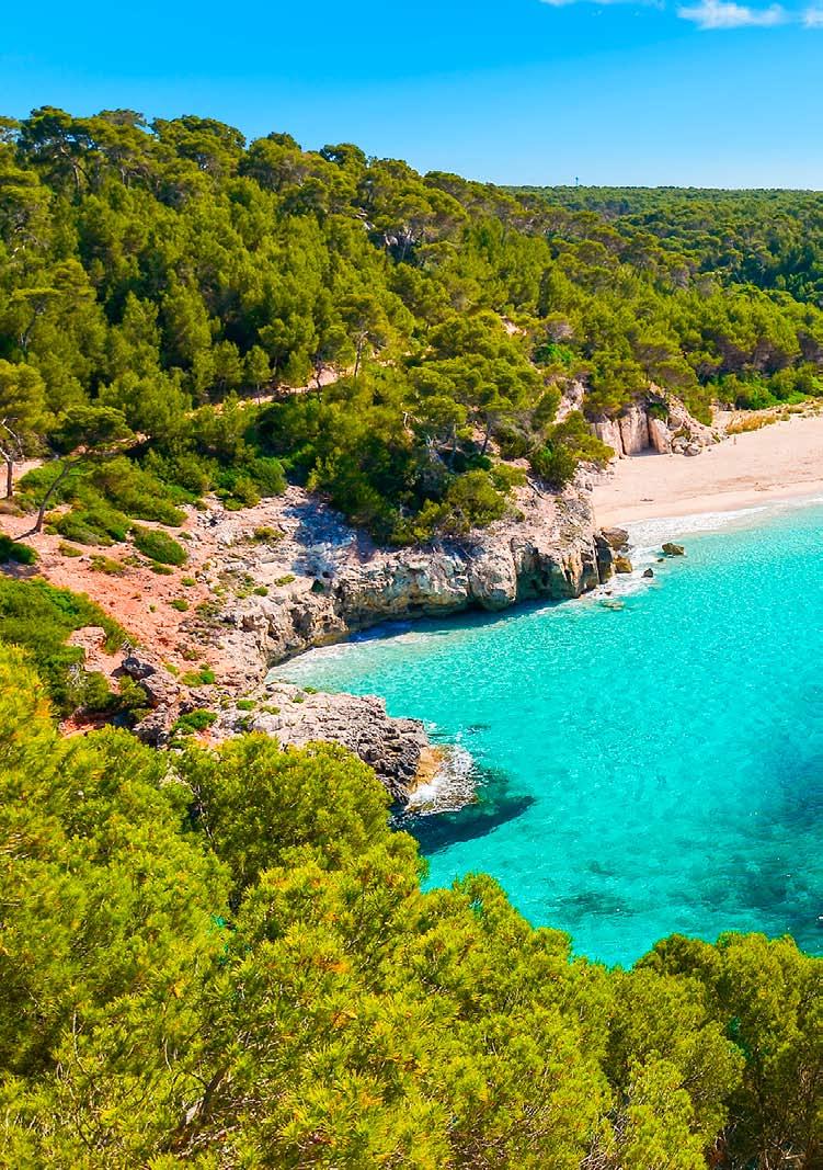 Raffinata, romantica, rilassante, un isola dove la natura incontaminata, i paesaggi fiabeschi e il mare da