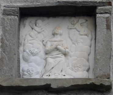 Scegli la Tua Maestà Assunzione Sec. XVII, (cm.40x35) Quarto Mistero Glorioso Bassorilievo rappresentante la Vergine nell atto di salire al cielo.