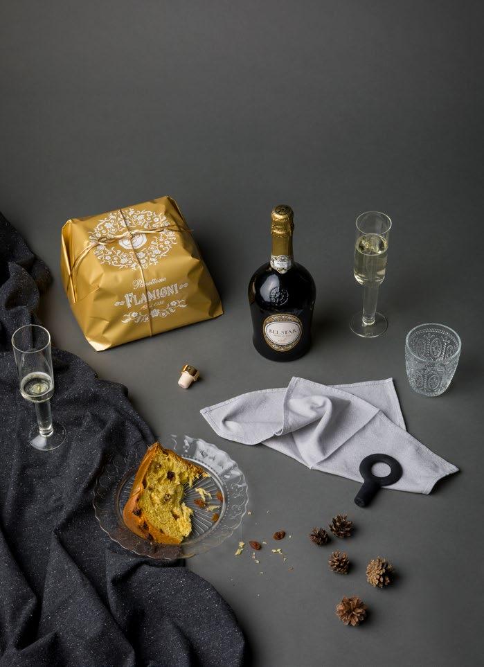 Vino Prosecco DOC Extra Dry Belstar Cult 75cl Bisol Valigetta 1. Traditional handmade panettone Flamigni 750g 2. Prosecco DOC Extra Dry Belstar Cult 75cl Bisol Carrying case 4.
