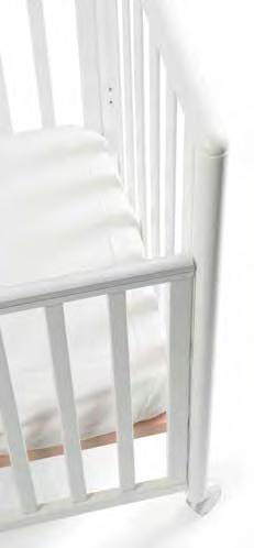 UNI-EN 1130 dvance child's high-chair Materials: natural wood 17,71" x 26,77" x 36,61" h Details: compliant with the UNI-EN 1130 regulation