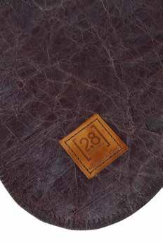"Vintage" Leash Materials: leather Colours: C0711 - Natural C0712 - Blue C0713 - Chocolate 0,78" x 45,27" blind printing C0717 B