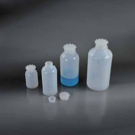 CYLINDRICAL BOTTLES, NARROW NECK BOTTIGLIE CILINDRICHE COLLO STRETTO In polyethylene, graduated, with inner cap. Particularly useful for the storage of both acids and alkalis.