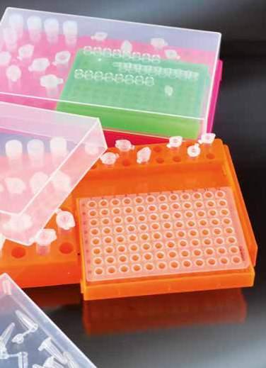 PCR PRODUCTS ACCESSORIES ACCESSORI PRODOTTI PER PCR SEALING ADHESIVE FOILS FOR PCR PLATES FOGLI SIGILLANTI PER PIASTRE PCR Adhesive transparent film suitable for standard PCR applications.