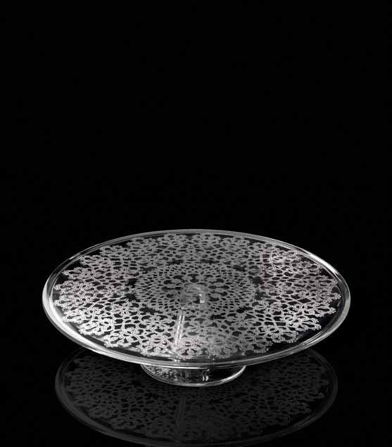 Doppia cottura a 560. Footed cake plate made of transparent glass.