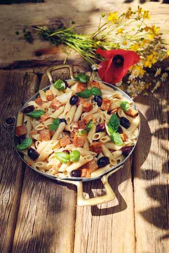 Preparazione: Portate a bollore circa 3 litri d acqua e salatela. Versate la pasta.