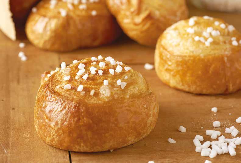 Cuor di Crema Pan di Zucchero Nuttino Colombina Originale pasta a forma di cestino, con Lievito Madre de Il Pasticcere e farcita con abbondante crema pasticcera a vista. Lucidata in superficie.