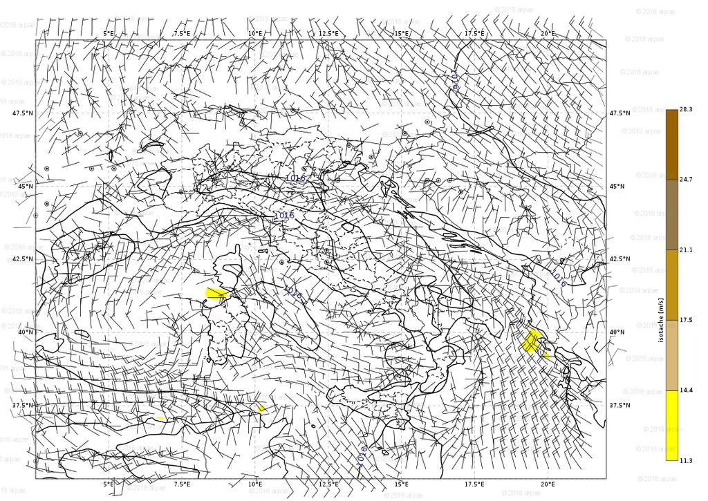Il primo è il contenuto totale di acqua precipitabile in atmosfera: l area con il massimo valore, pari a 40 mm (colore arancio in Figura 4), è posizionata sulla Pianura Padana.
