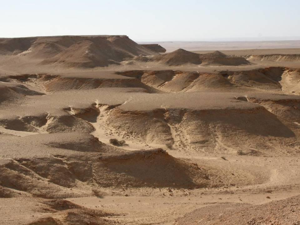 Elementi geomorfologici presi in esame Era possibile: El Taqa Plateau osservare agevolmente
