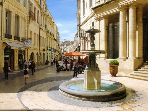 apprezzare la vivace atmosfera studentesca di Montpellier e di sentirti subito parte di essa. ILA Montpellier Scuola di lingua nel centro storico.