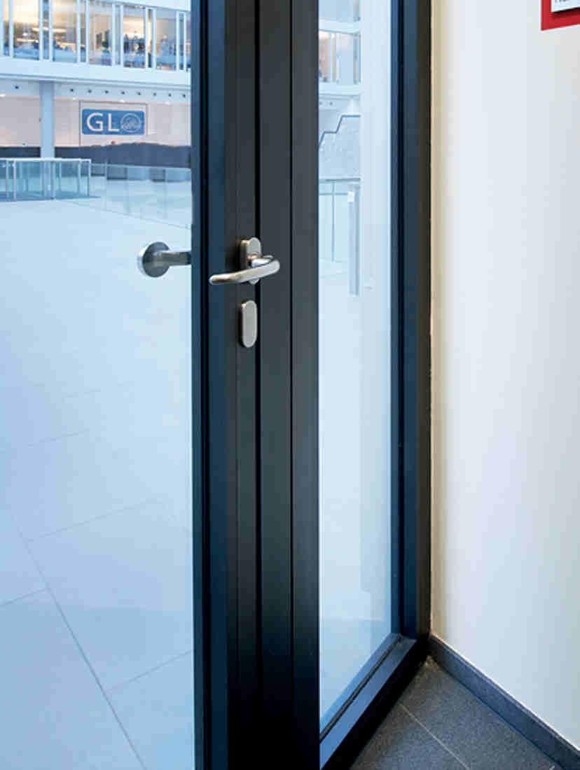 NOVOFIRE EI 60, EI 90 fire proof glazed door Certified according to law EN 1634, the innovative aspect of this glazed door is the combination of