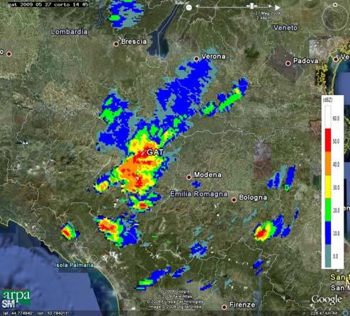 Contemporaneamente, dalle 13:30 UTC circa, celle convettive molto intense entrano in Regione da nord, interessando