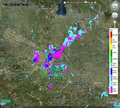 I due nuclei grandinigeni presenti alle 14:04 UTC sono