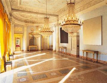 6 Il Salone Impero Il Salone Impero è la sala più ricca di particolari di tutta la Villa. Il salone è stato fatto da un architetto famoso che si chiamava Luigi Canonica.