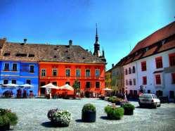 Giorno 3 Sibiu Biertan Sighisoara Targu Mures Bistrita (260 km) Colazione in hotel e partenza verso Biertan, villaggio sassone che custodisce una straordinaria ed antichissima chiesa fortificata