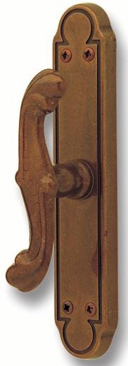 BAROCCO ANNA 0 6 MANIGLIA BAROCCO FINITURA OTTONE BRUNITO GH449007000 P -70 su placca (000696)