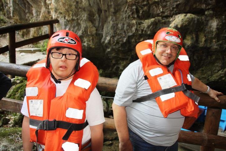 Uscita alle grotte di Oliero Domenica 20 luglio Domenica 20 luglio siamo andati alle Grotte di