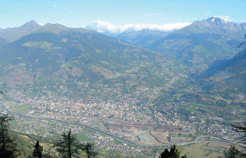 Foto aerea (foto Arpa VDA) Centro storico (foto Arpa VDA) L Arpa nell