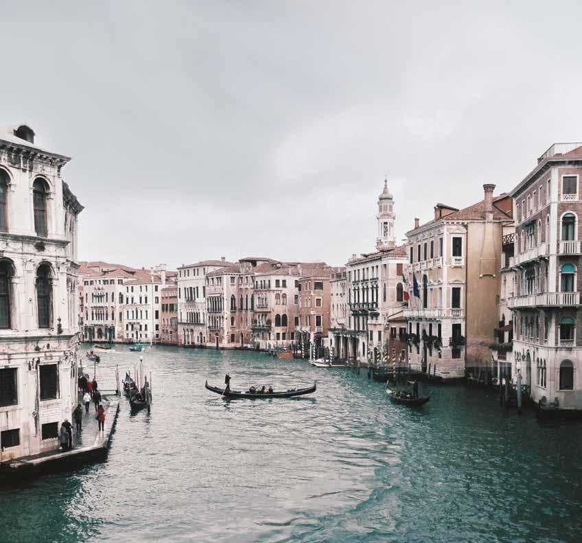 È nella magica Venezia, una tra le più belle città al mondo, che prendono vita