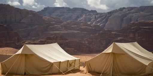 Petra Moon o Sella Hotel GIORNO 4 PETRA Spesso descritta come una delle otto meraviglie del mondo antico, Petra è senza ombra di dubbio il tesoro più prezioso della Giordania e la sua maggiore