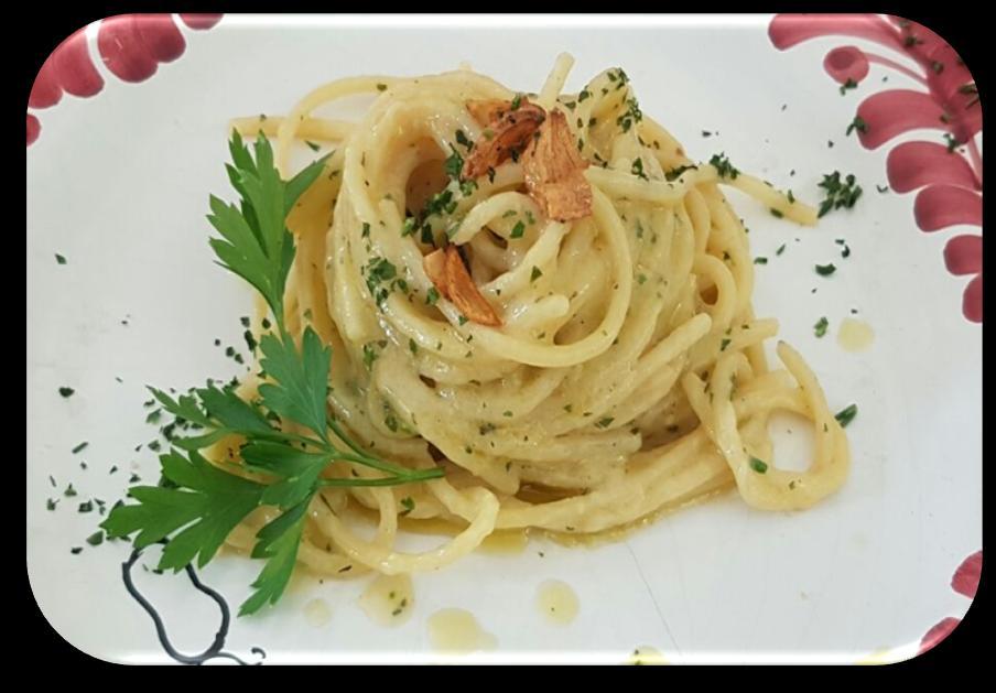 15 Spaghetti ai datterini: 120gr spaghetti, 35gr olio DOP Colline Salernitane, 1