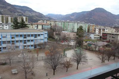 000 Totale mq: 25 mq Locali: 1 Codice: 112 Nuda proprietà con diritto di abitazione in vendita a Bolzano in via della Visitazione.