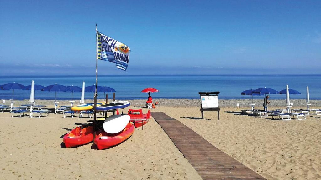 Bella Sardinia Bella Austria Cuglieri - Sardegna Meraviglioso campeggio immerso nella pineta direttamente sul mare