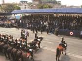 La manifestazione si è conclusa con la resa degli onori finali al Capo dello Stato da parte dei Corazzieri a cavallo ed il sorvolo dei cieli della Pattuglia Acrobatica