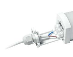 Linear LED AMUR 9W/18W/36W/45W Plafoniera LED IP66 con elevato grado di protezione, ad alta efficienza e con cablaggio facilitato.
